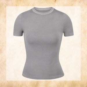 SKIMS New Vintage T-Shirt in Pacific size S NWT!